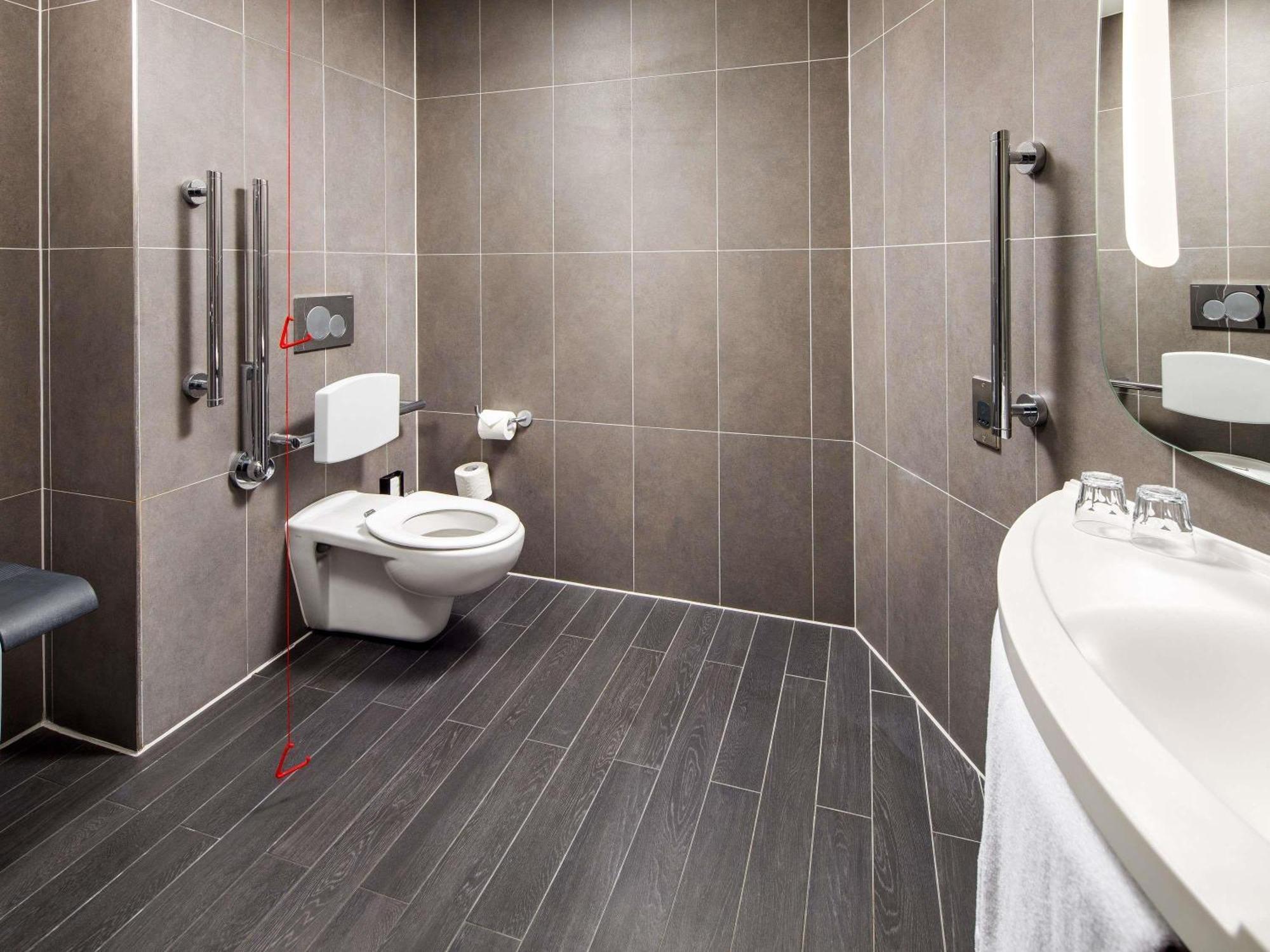 Standard Double Room Disability Access